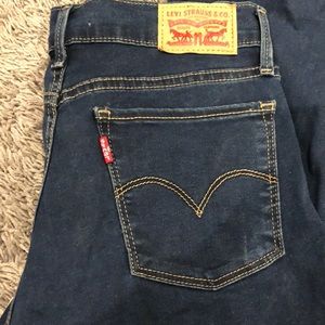 Levi’s skinny jeans